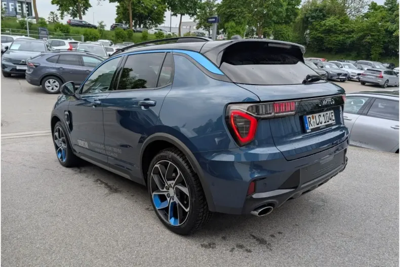 Lynk&Co 01 din 2023 cu 14.826 km - oferta LYN109363 - foto 2