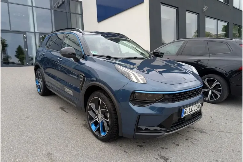 Lynk&Co 01 din 2023 cu 14.826 km - oferta LYN109363 - foto 3