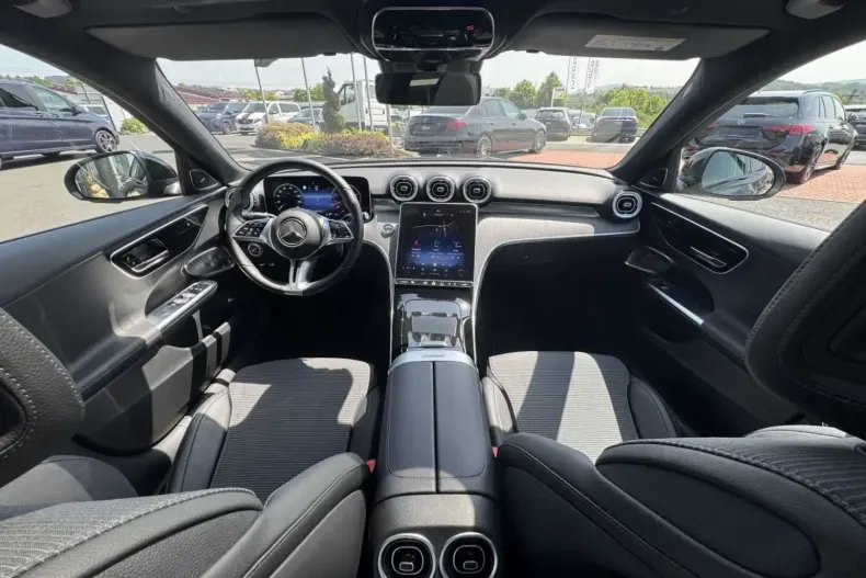Mercedes-Benz C 300 din 2024 cu 3.950 km - oferta MER109364 - foto 12