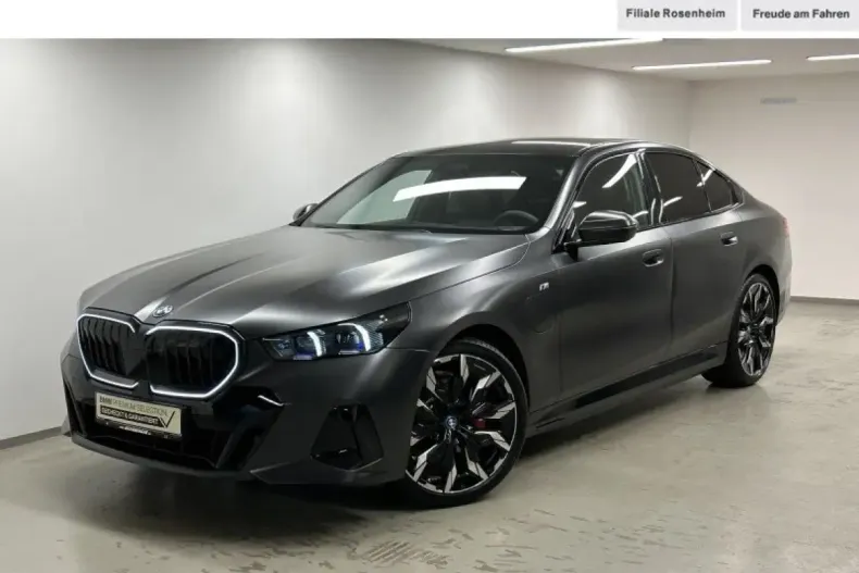 BMW 530 din 2024 cu 2.783 km - oferta BMW109367 - foto 1