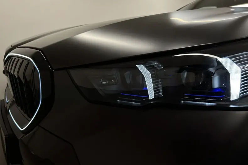 BMW 530 din 2024 cu 2.783 km - oferta BMW109367 - foto 9