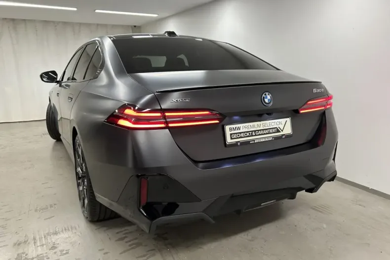 BMW 530 din 2024 cu 2.783 km - oferta BMW109367 - foto 10