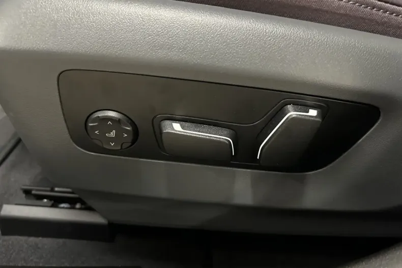 BMW 530 din 2024 cu 2.783 km - oferta BMW109367 - foto 26