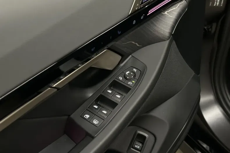 BMW 530 din 2024 cu 2.783 km - oferta BMW109367 - foto 32