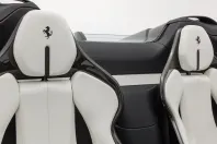 Ferrari SF90 din 2024 cu 2.600 km - oferta FER109378 - foto 17