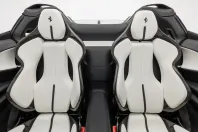 Ferrari SF90 din 2024 cu 2.600 km - oferta FER109378 - foto 19