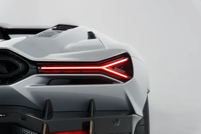 Lamborghini Revuelto din 2024 cu 9.400 km - oferta LAM109379 - foto 8