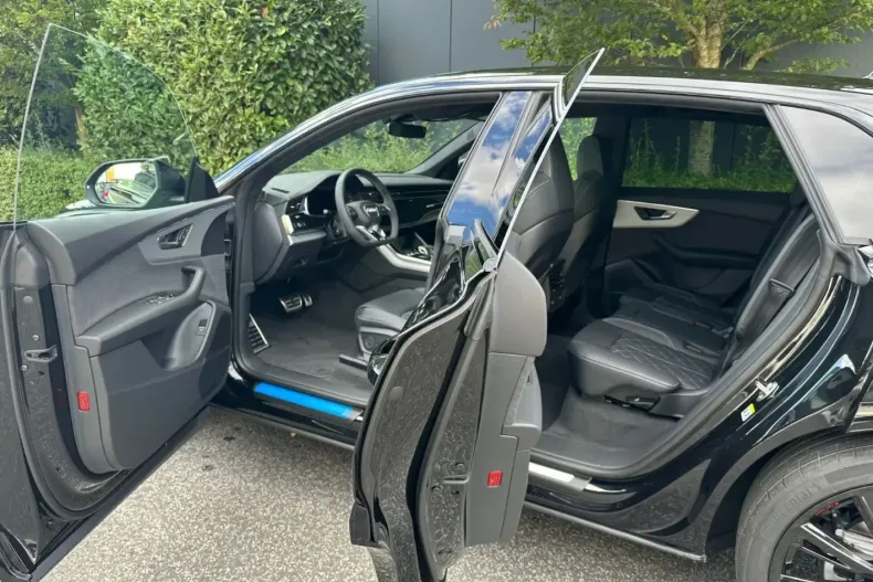 Audi Q8 din 2025 cu 10 km - oferta AUD109383 - foto 7