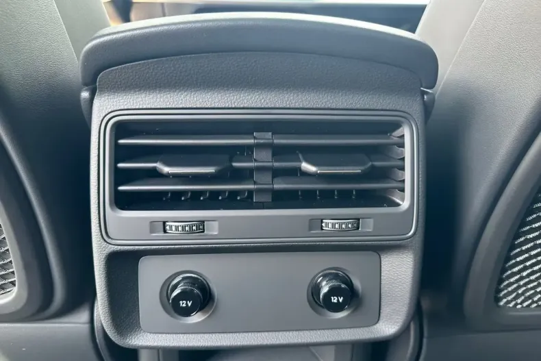 Audi Q8 din 2025 cu 10 km - oferta AUD109383 - foto 13