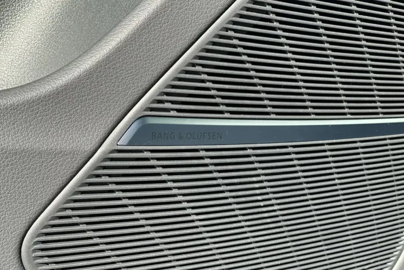 Audi Q8 din 2025 cu 10 km - oferta AUD109383 - foto 24