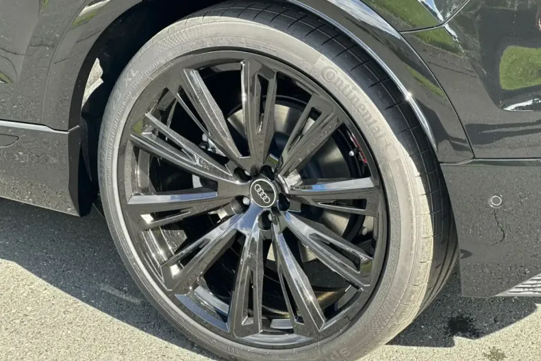 Audi Q8 din 2025 cu 10 km - oferta AUD109383 - foto 25