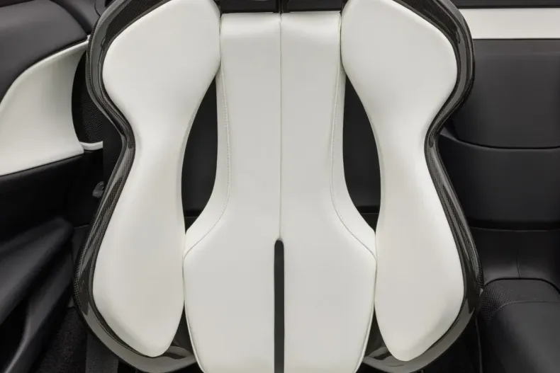 Ferrari SF90 din 2024 cu 2.600 km - oferta FER109388 - foto 19