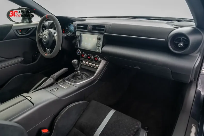 Toyota GR86 din 2023 cu 7.177 km - oferta TOY109396 - foto 13