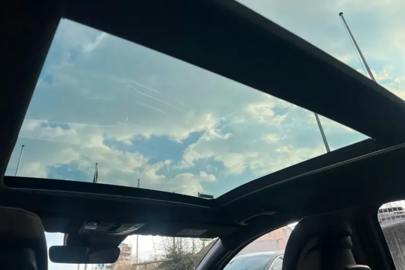 Kia Sportage din 2023 cu 17.987 km - oferta KIA109411 - foto 8