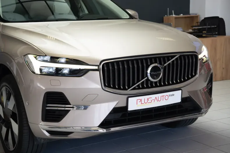 Volvo XC60 din 2024 cu 27.000 km - oferta VOL109413 - foto 2