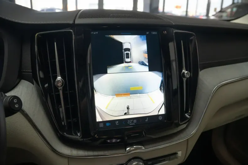 Volvo XC60 din 2024 cu 27.000 km - oferta VOL109413 - foto 12