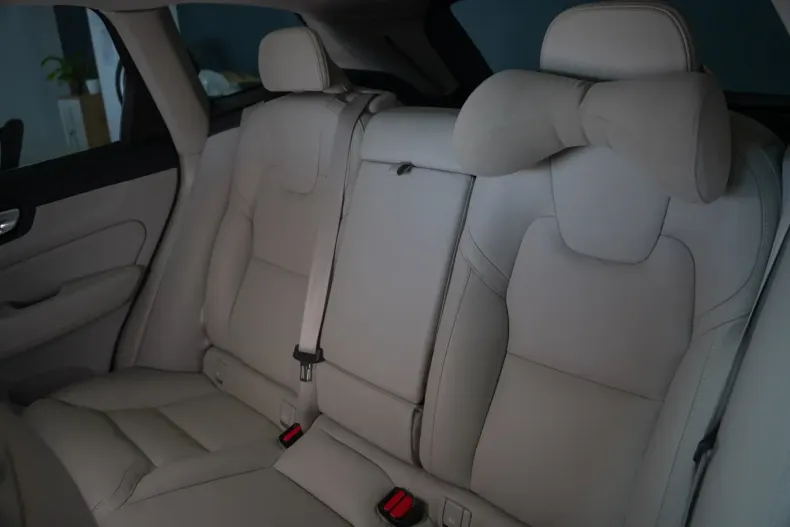 Volvo XC60 din 2024 cu 27.000 km - oferta VOL109413 - foto 17