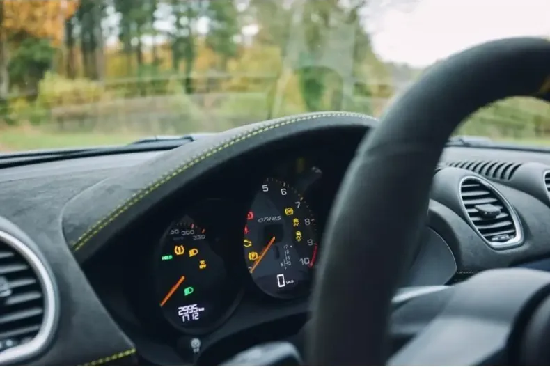 Porsche Cayman din 2023 cu 3.060 km - oferta POR109415 - foto 20