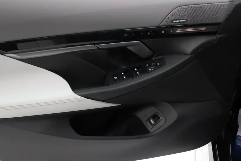 BMW 520 din 2024 cu 23.000 km - oferta BMW109418 - foto 12