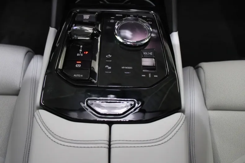 BMW 520 din 2024 cu 23.000 km - oferta BMW109418 - foto 18