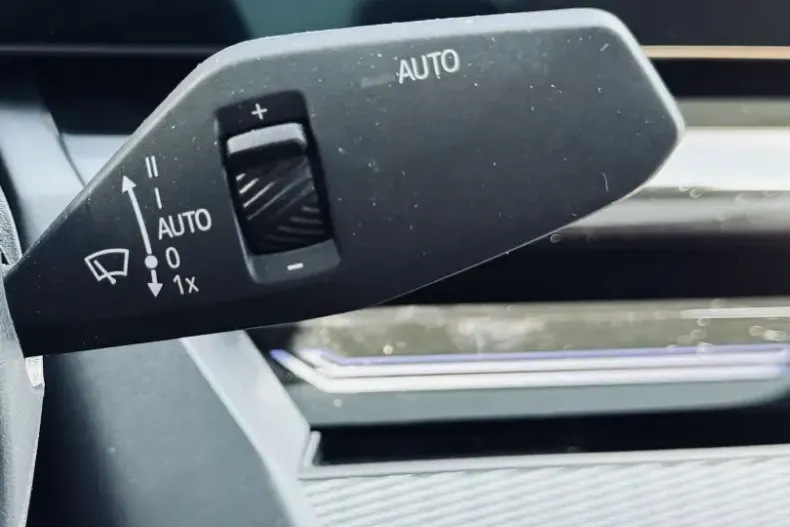 BMW 520 din 2024 cu 25.200 km - oferta BMW109427 - foto 17