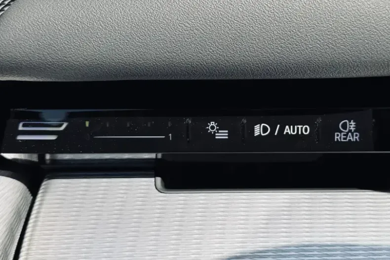 BMW 520 din 2024 cu 25.200 km - oferta BMW109427 - foto 20