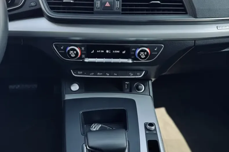 Audi Q5 din 2021 cu 73.500 km - oferta AUD109429 - foto 18