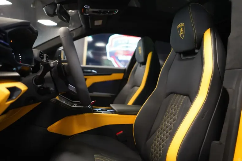 Lamborghini Urus din 2025 cu 50 km - oferta LAM109432 - foto 25