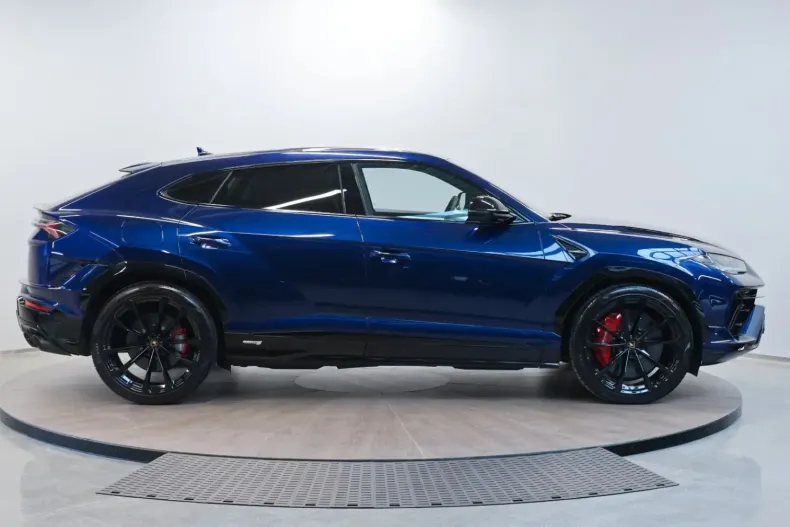 Lamborghini Urus din 2023 cu 5.650 km - oferta LAM109444 - foto 3