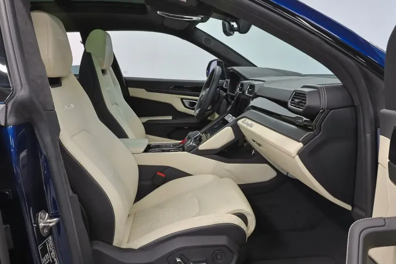 Lamborghini Urus din 2023 cu 5.650 km - oferta LAM109444 - foto 8