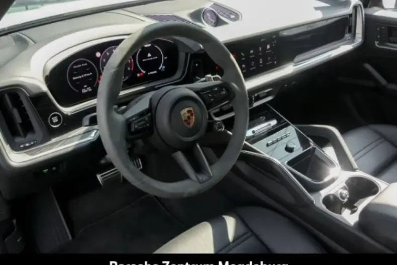 Porsche Cayenne din 2024 cu 11.300 km - oferta POR109446 - foto 9