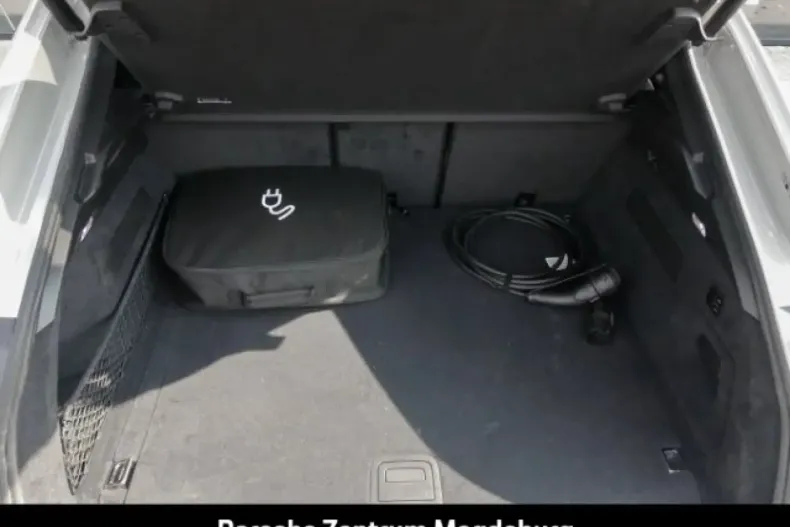 Porsche Cayenne din 2024 cu 11.300 km - oferta POR109446 - foto 12