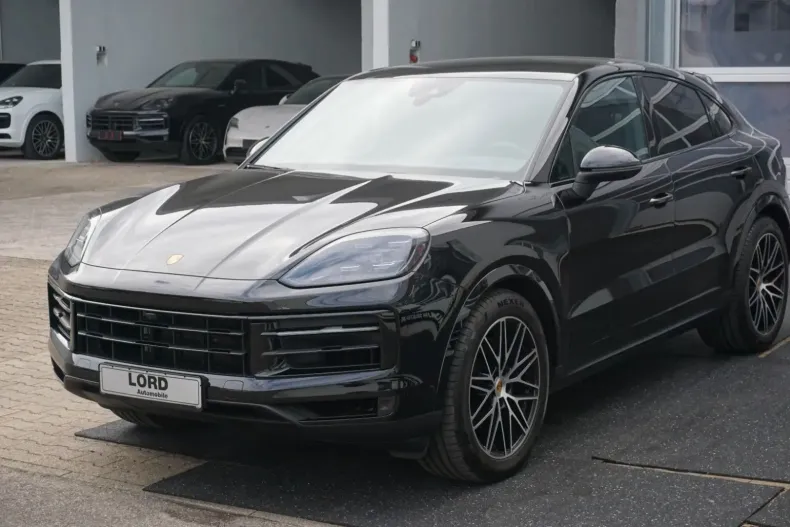 Porsche Cayenne din 2024 cu 8.900 km - oferta POR109447 - foto 1
