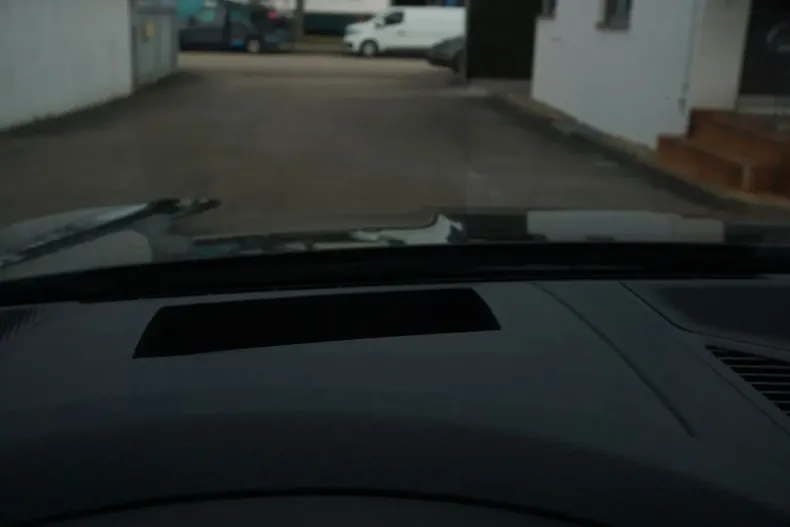 Porsche Cayenne din 2024 cu 8.900 km - oferta POR109447 - foto 22