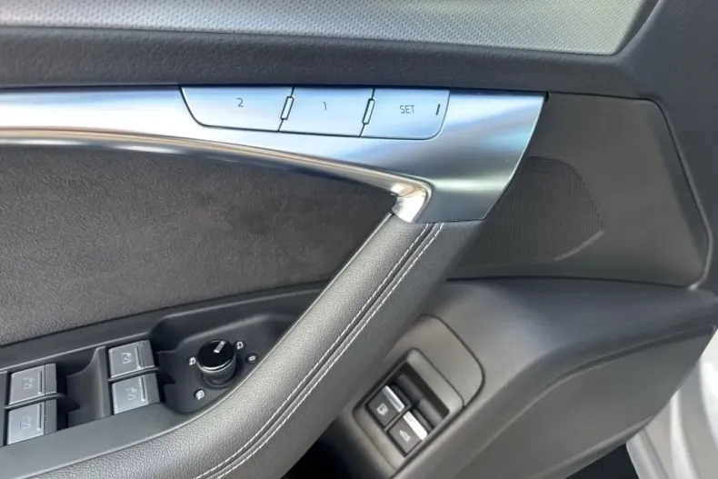 Audi A6 din 2023 cu 29.420 km - oferta AUD109451 - foto 14