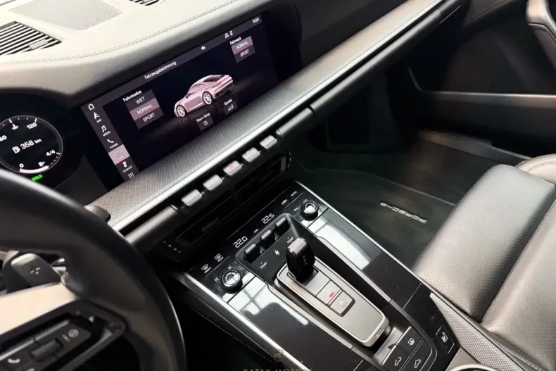 Porsche 992 din 2021 cu 48.412 km - oferta POR109460 - foto 20