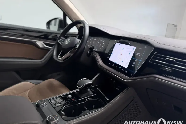 Volkswagen Touareg din 2023 cu 13.771 km - oferta VOL109463 - foto 9