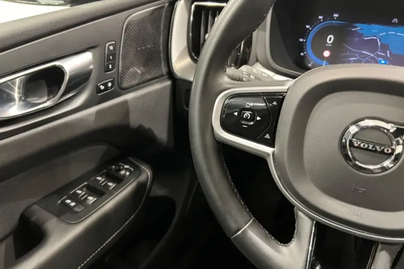 Volvo XC60 din 2021 cu 93.000 km - oferta VOL109465 - foto 26