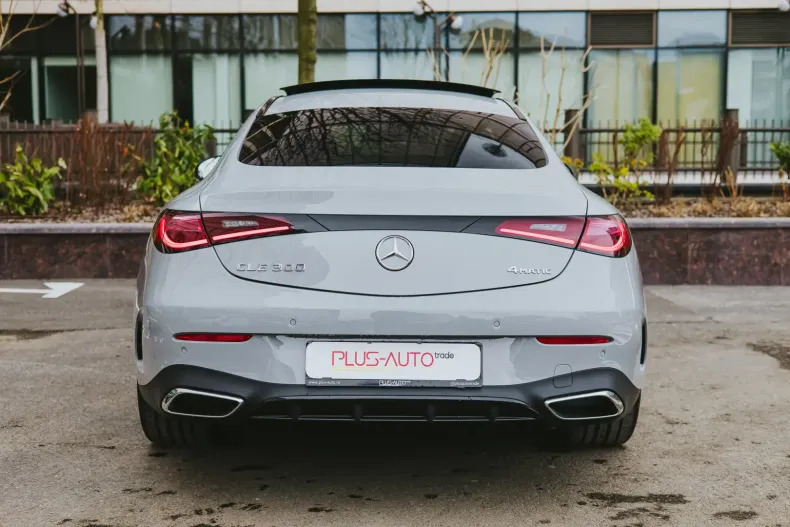 Mercedes-Benz CLE 300 din 2024 cu 12.000 km - oferta MER109471 - foto 5