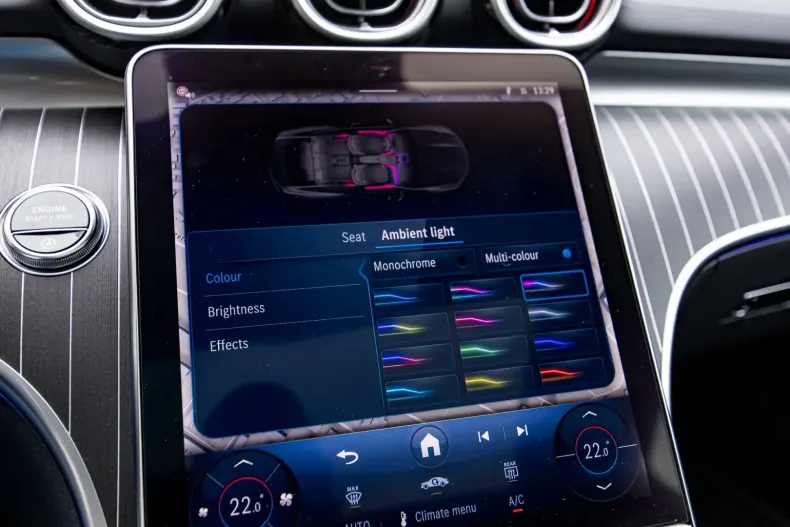 Mercedes-Benz CLE 300 din 2024 cu 12.000 km - oferta MER109471 - foto 30