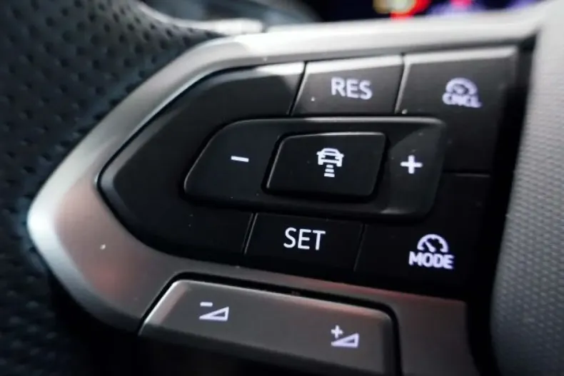 Volkswagen Tiguan din 2024 cu 21.000 km - oferta VOL109474 - foto 15