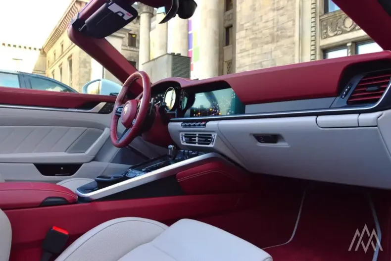 Porsche 911 din 2023 cu 24.000 km - oferta POR109475 - foto 12