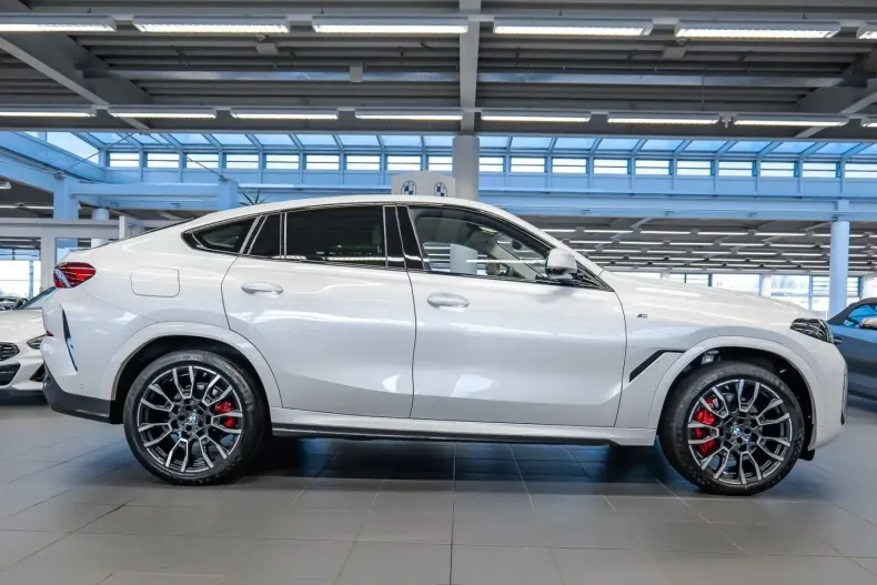 BMW X6 din 2023 cu 19.000 km - oferta BMW109477 - foto 3