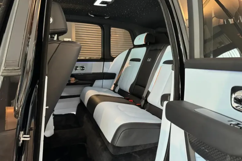 Rolls-Royce Cullinan din 2024 cu 20.000 km - oferta ROL109480 - foto 10