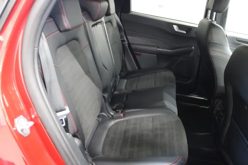 Ford Kuga din 2024 cu 9.240 km - oferta FOR109486 - foto 13