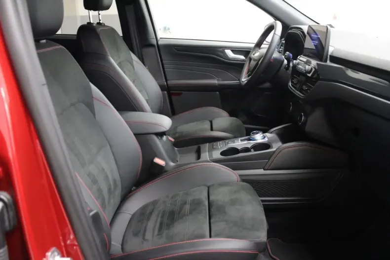 Ford Kuga din 2024 cu 9.240 km - oferta FOR109486 - foto 14