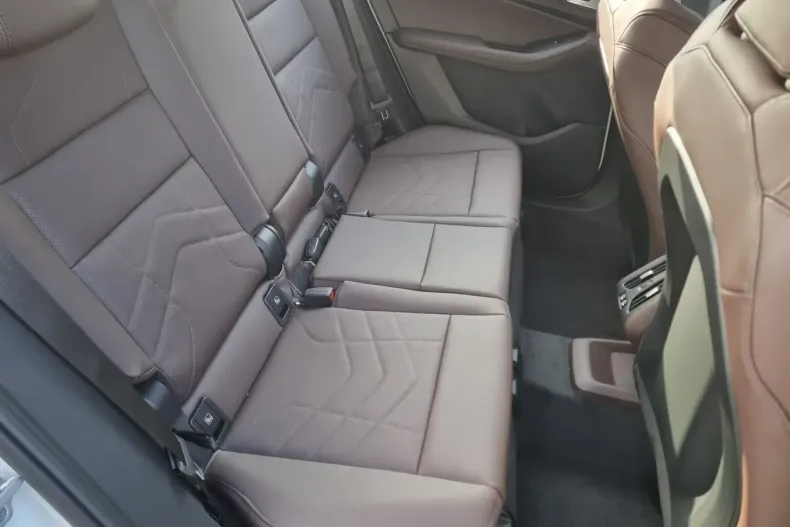 BMW 218 Active Tourer din 2025 cu 12.000 km - oferta BMW109491 - foto 14