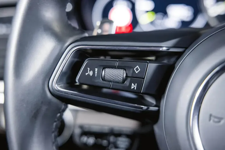 Porsche Panamera din 2023 cu 10.500 km - oferta POR109492 - foto 32