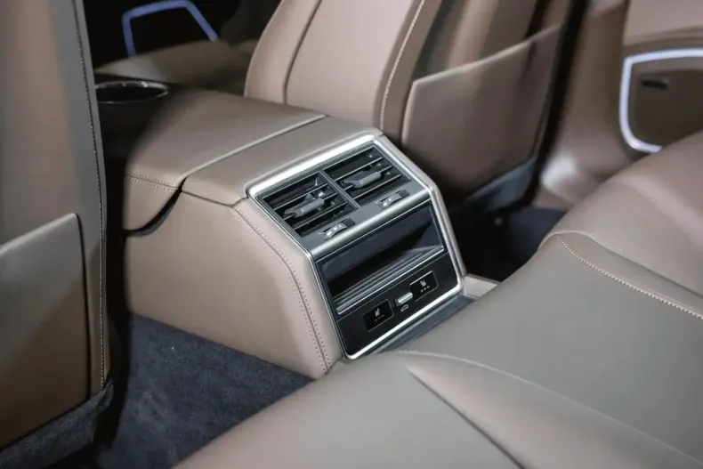 Porsche Panamera din 2023 cu 10.500 km - oferta POR109492 - foto 46