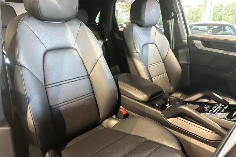 Porsche Cayenne din 2024 cu 13.233 km - oferta POR109495 - foto 17